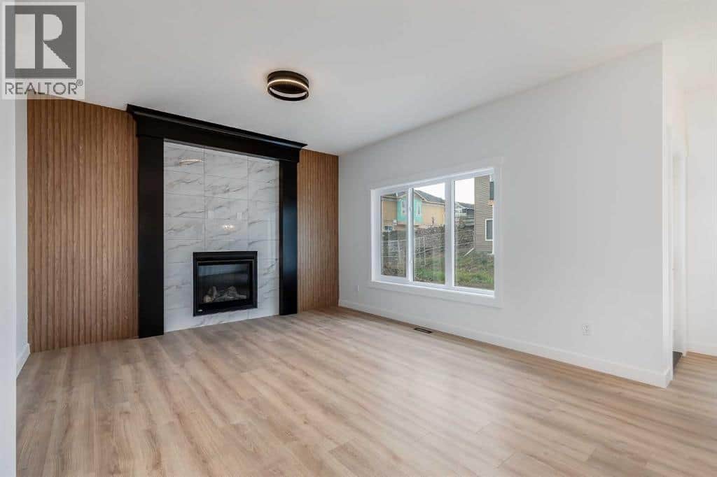 460 Rivercrest View - Photo 3 of 35, Cochrane, Alberta