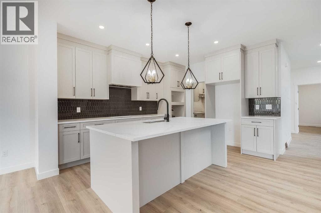 460 Rivercrest View - Main photo, Cochrane, Alberta