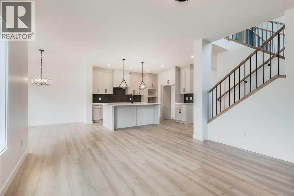 460 Rivercrest View - Photo 4 of 35, Cochrane, Alberta