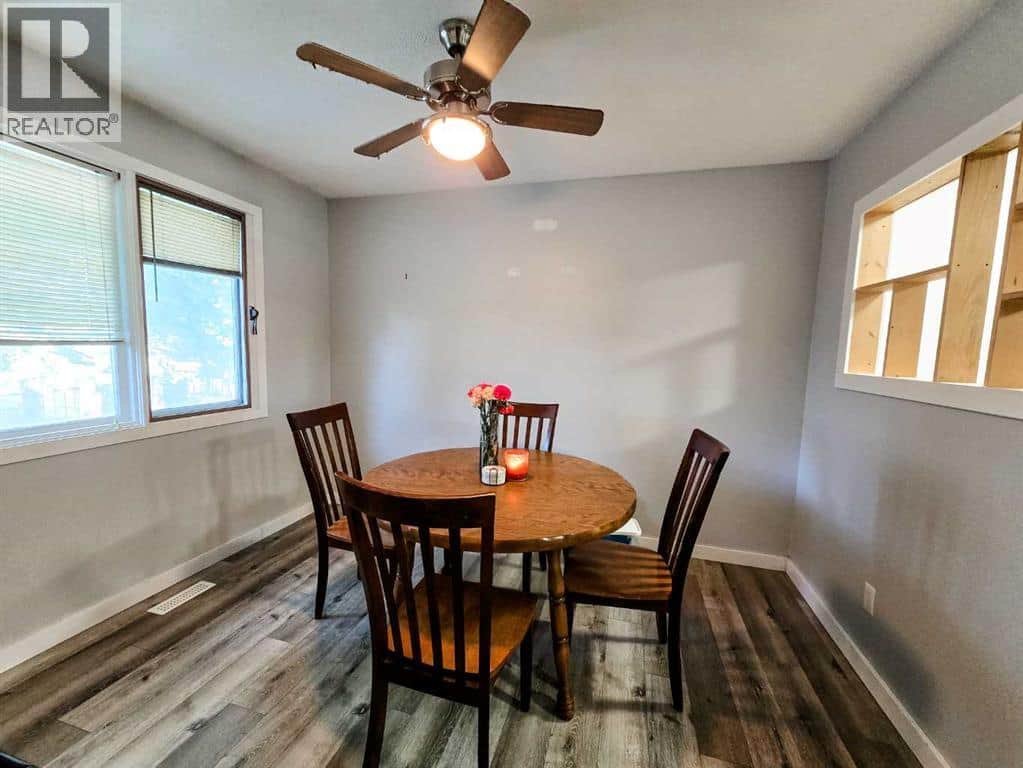 4006 4 Avenue - Photo 4 of 13, Edson, Alberta