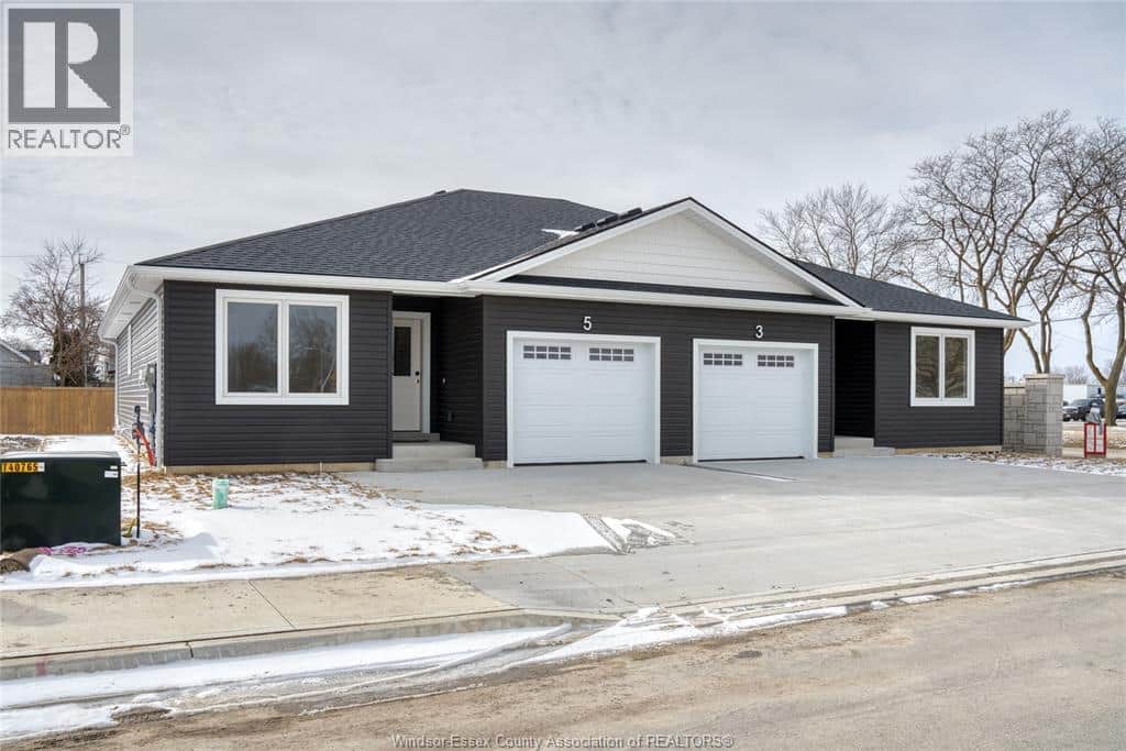 5 SARKIS STREET - Photo 3 of 38, Kingsville, Ontario