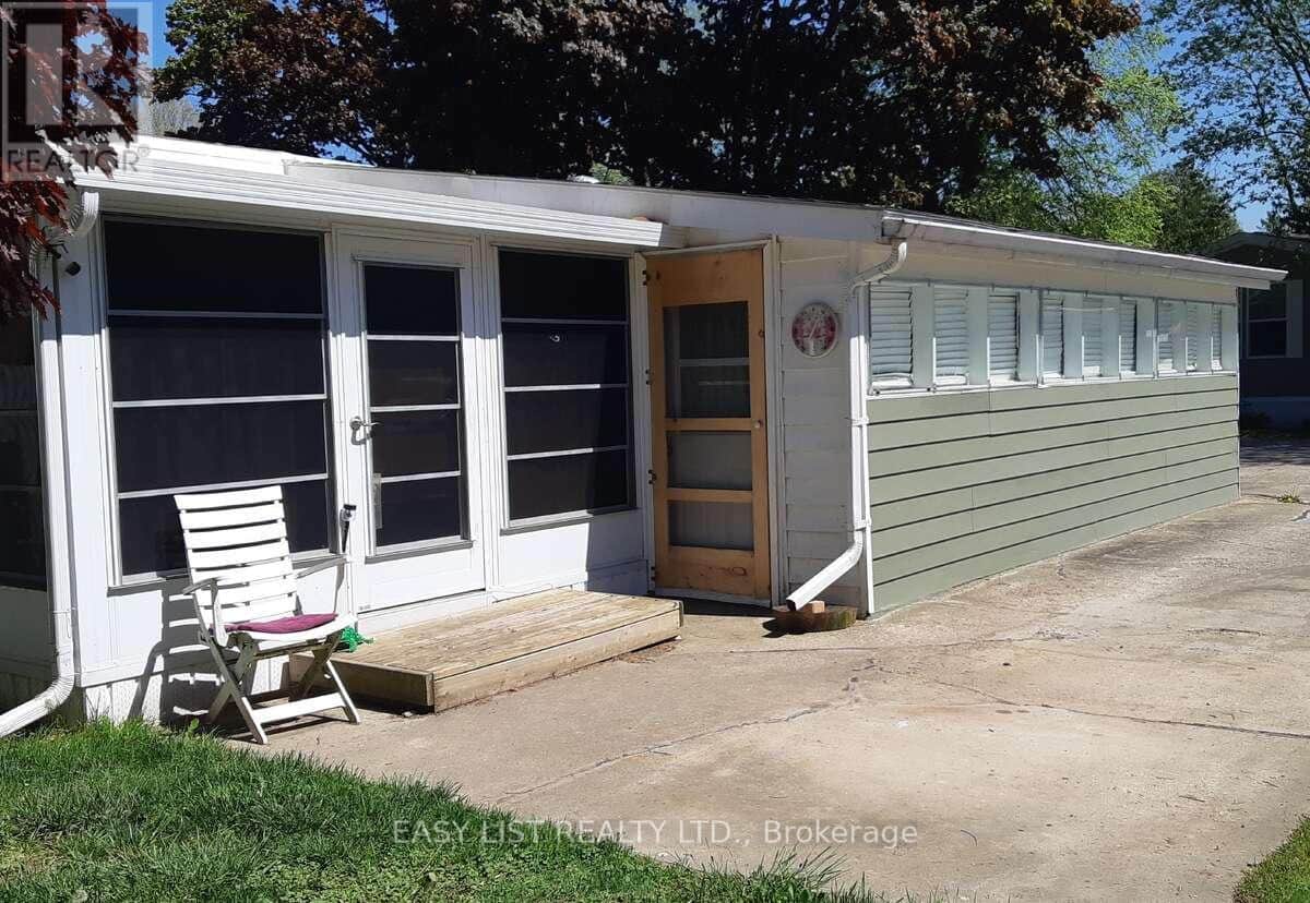 18 SUTTON DRIVE - Photo 2 of 20, Ashfield-Colborne-Wawanosh (Colborne), Ontario