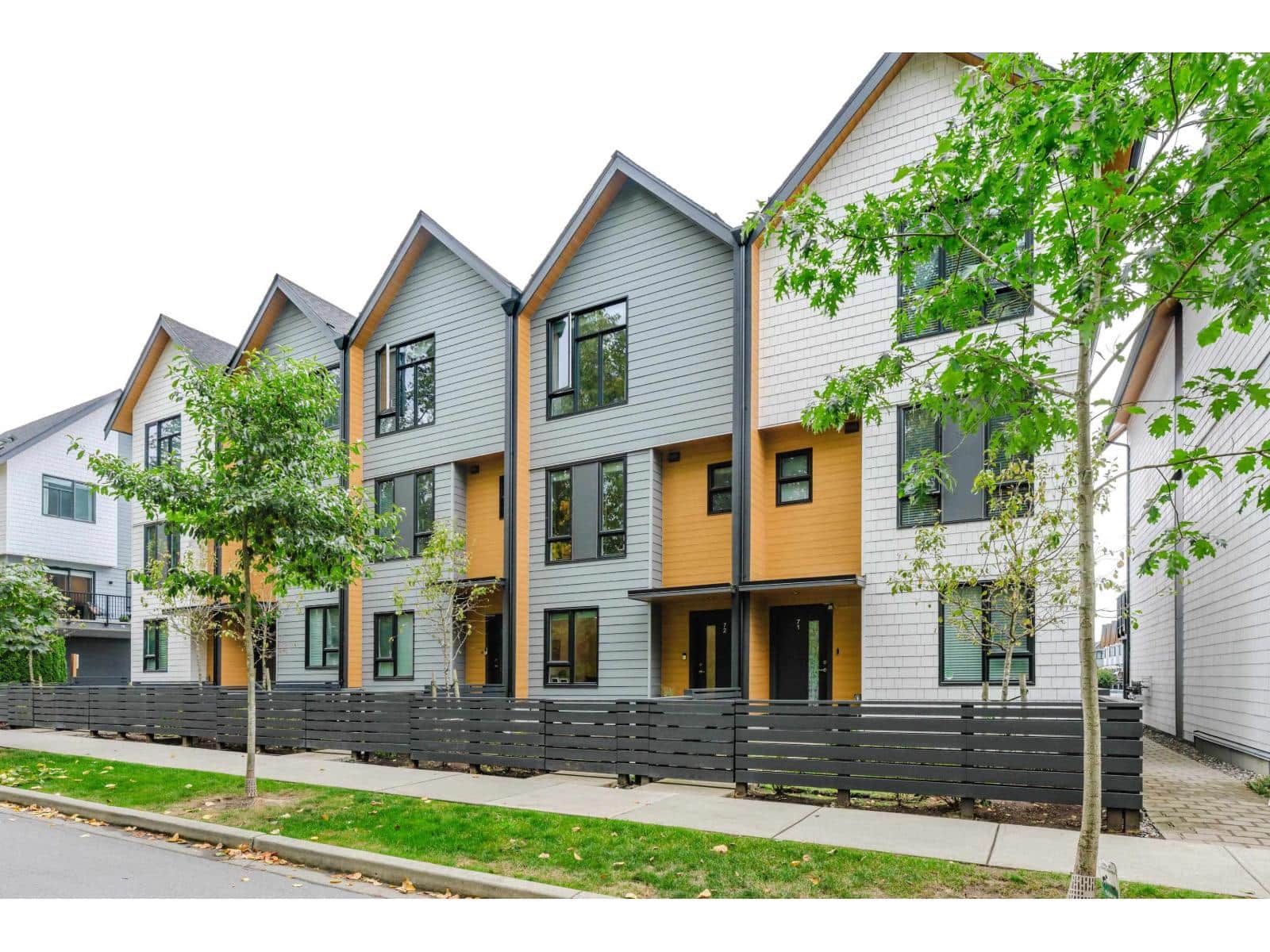 72 16685 25 STREET - Photo 2 of 40, Surrey, British Columbia