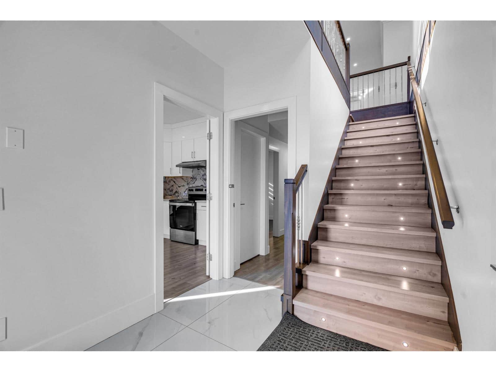 32689 CARTER AVENUE - Photo 2 of 40, Mission, British Columbia