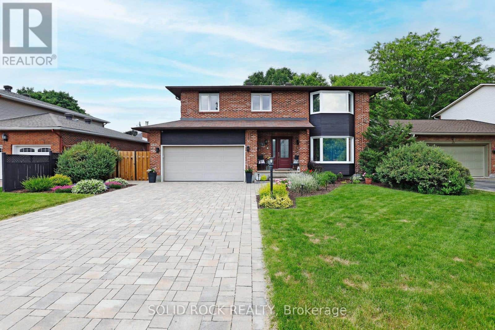 26 PAULA CRESCENT - Photo 2 of 37, Ottawa, Ontario