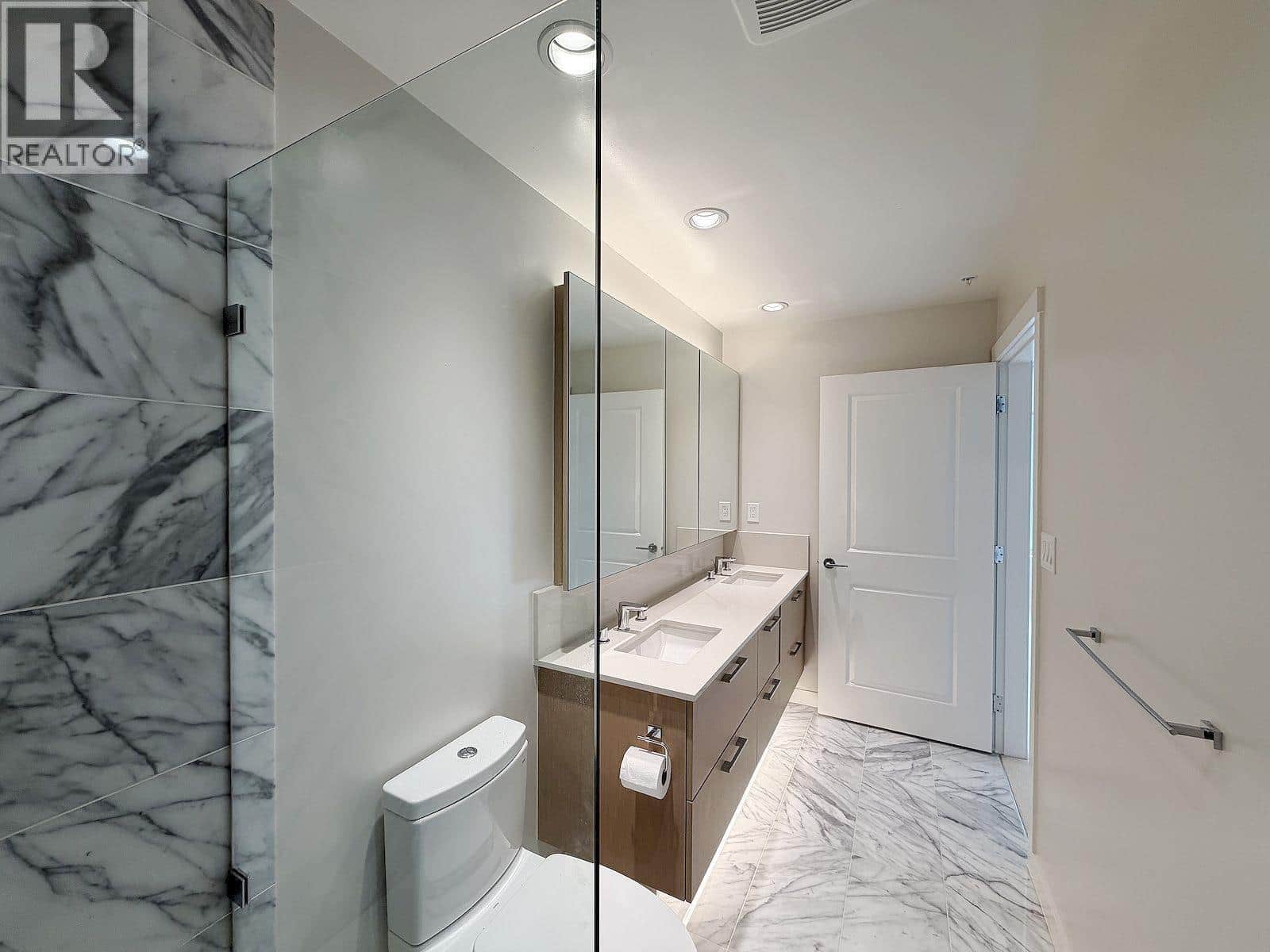 3487 BINNING ROAD - Photo 4 of 7, Vancouver, British Columbia