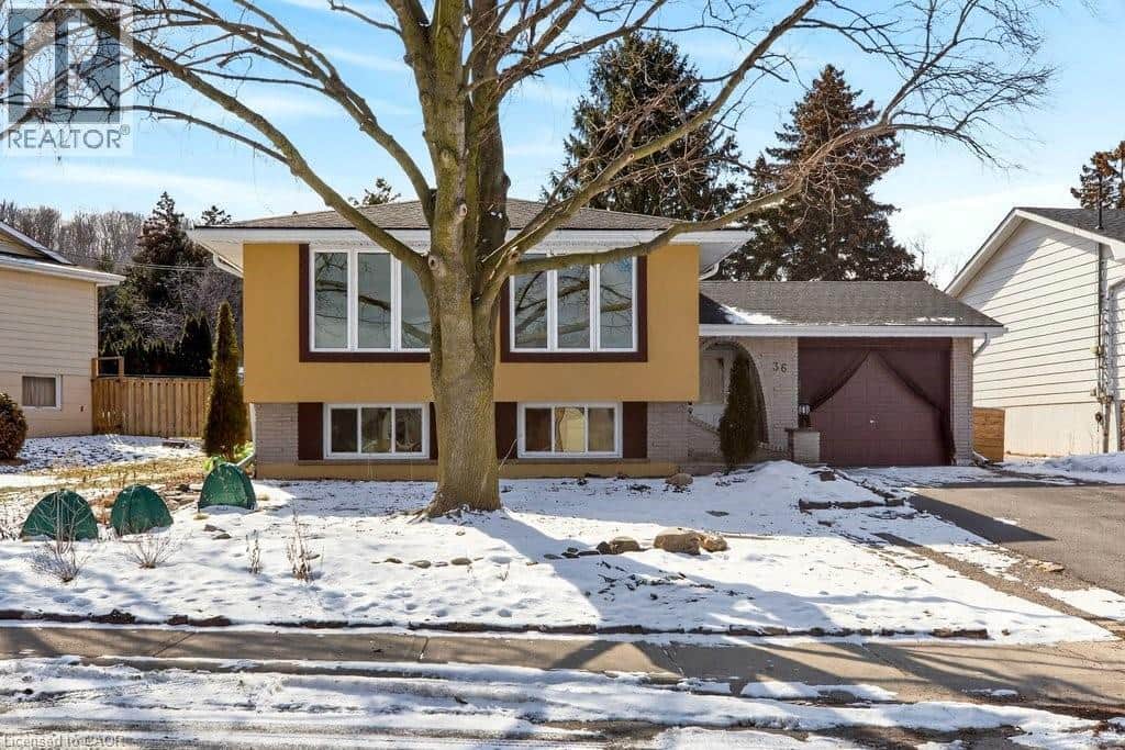 36 HANOVER Place - Photo 2 of 50, Hamilton, Ontario