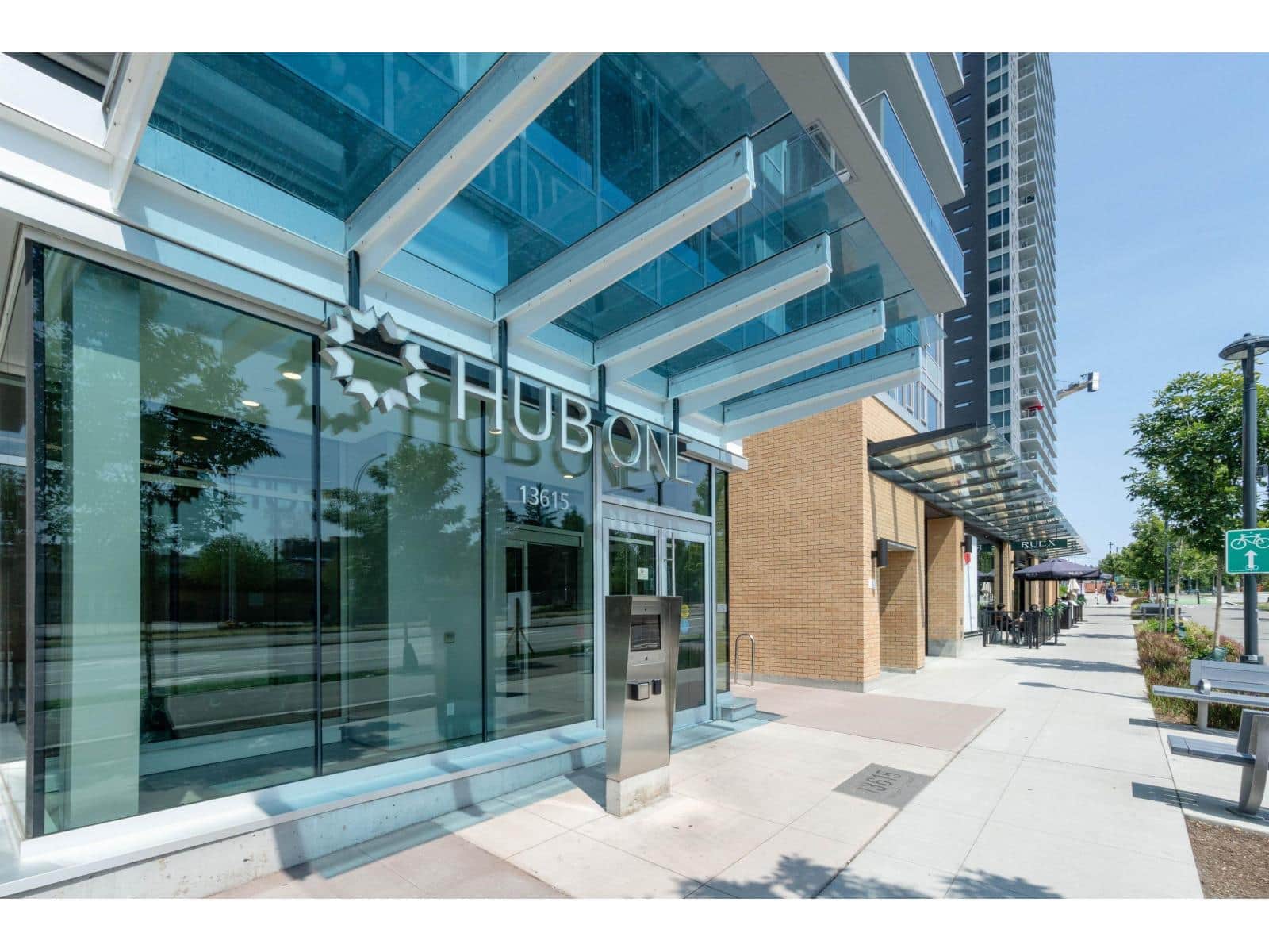 3803 13615 FRASER HIGHWAY - Photo 3 of 32, Surrey, British Columbia