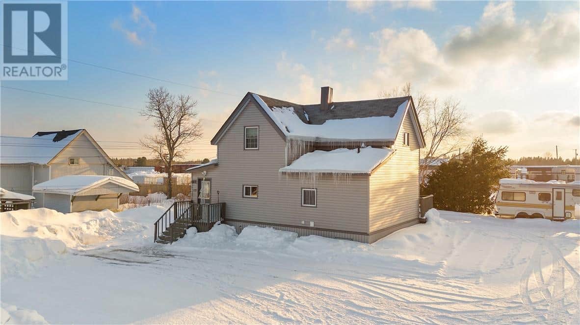 110 Lansdowne Street