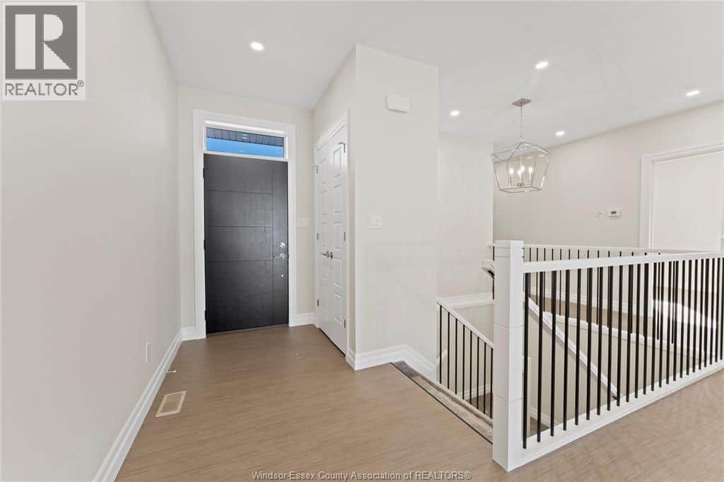 62 REDWOOD AVENUE - Photo 4 of 36, Cottam, Ontario