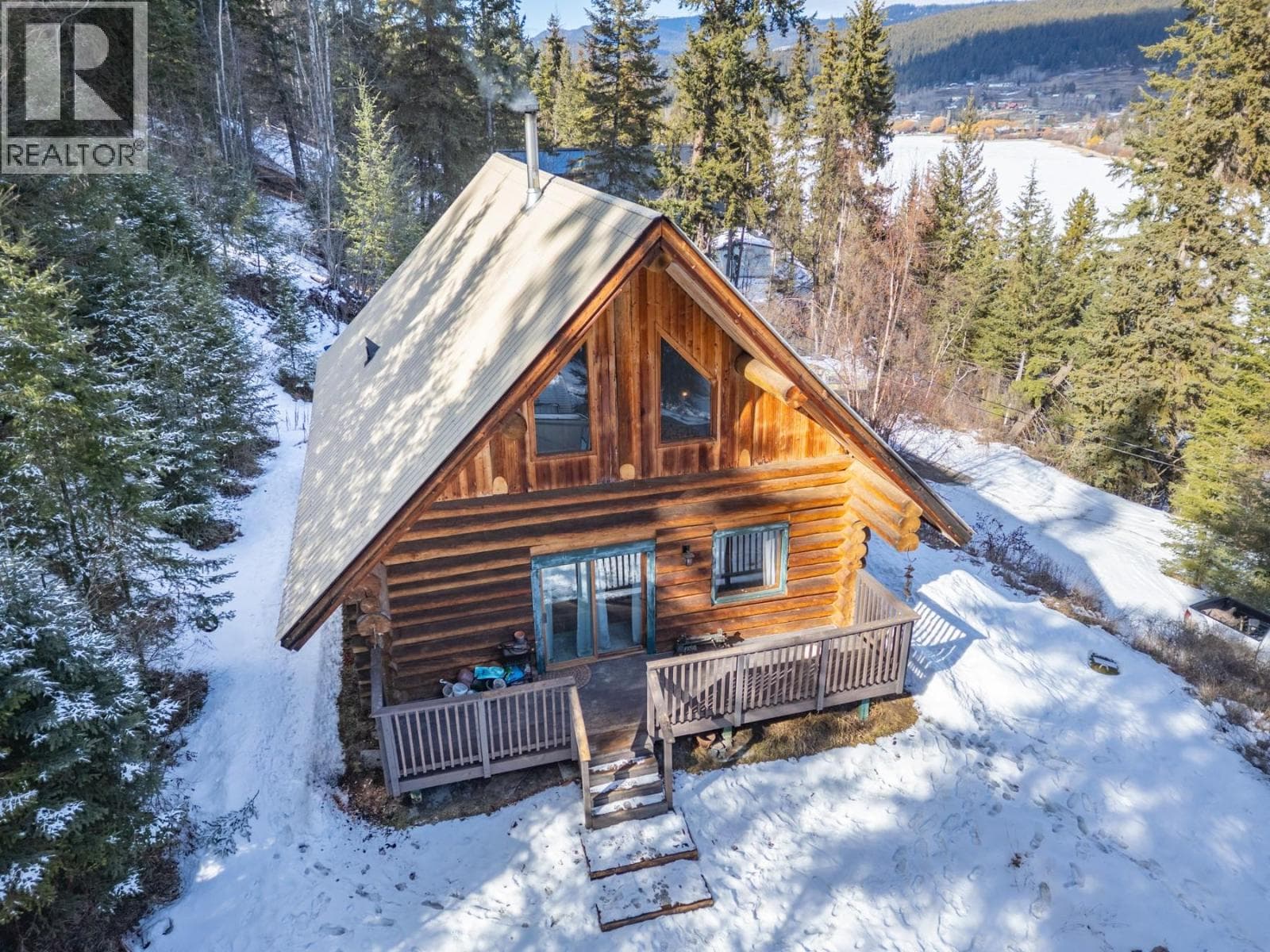 3272 POWELL Road - Main photo, Kamloops, British Columbia