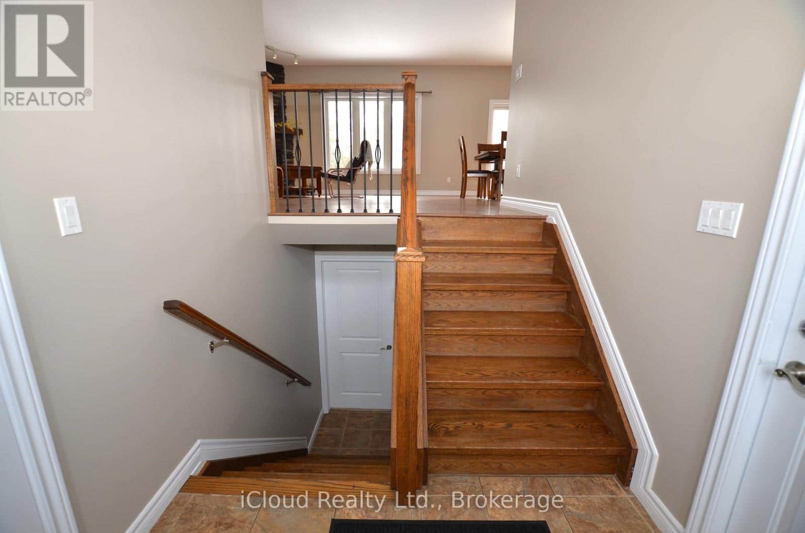 25 RUE VANIER - Photo 4 of 46, Tiny, Ontario