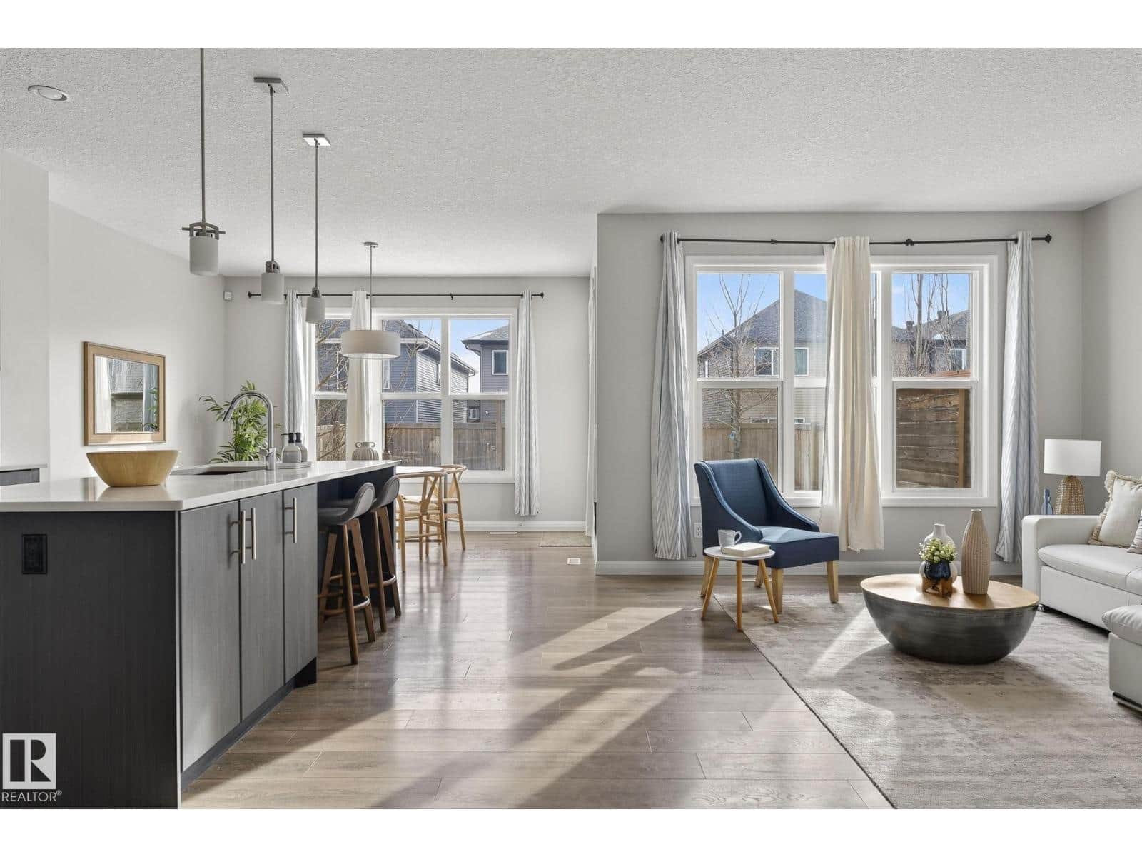 22921 94A AV NW - Photo 2 of 38, Edmonton, Alberta