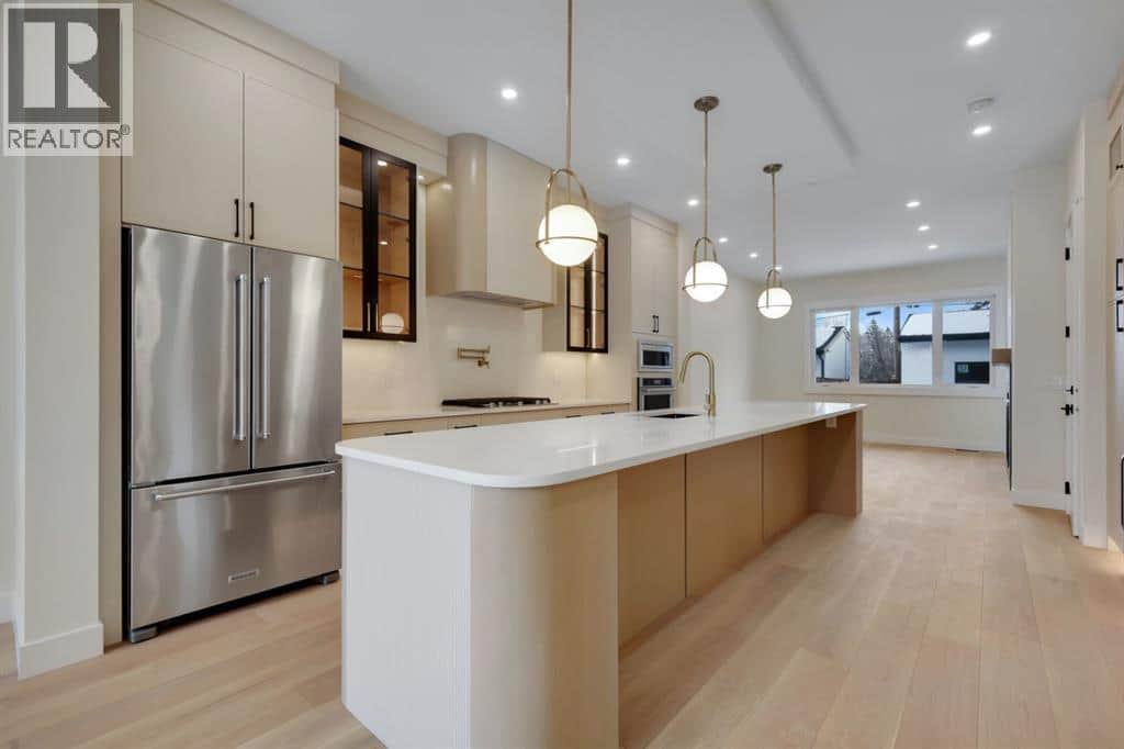 1634 21 Avenue - Photo 4 of 9, Calgary, Alberta