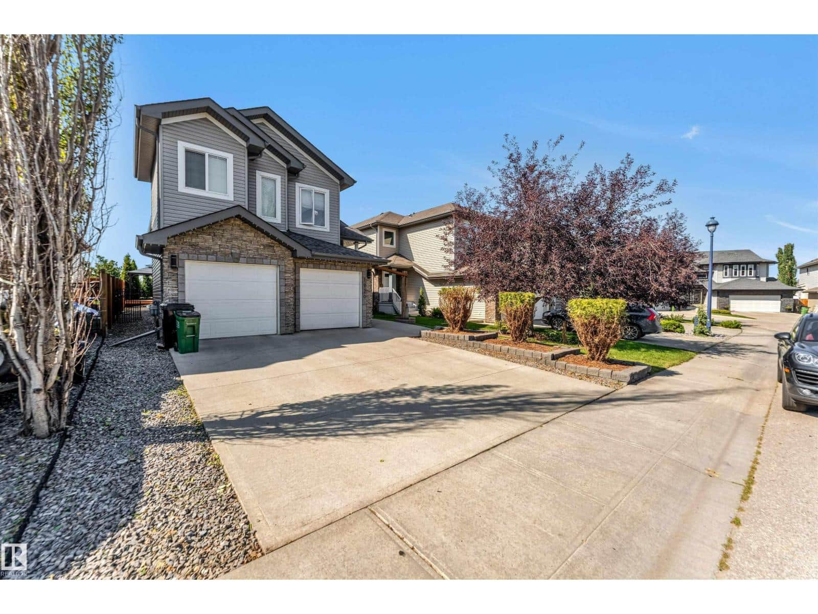 1920 69 St. SW - Photo 3 of 51, Edmonton, Alberta