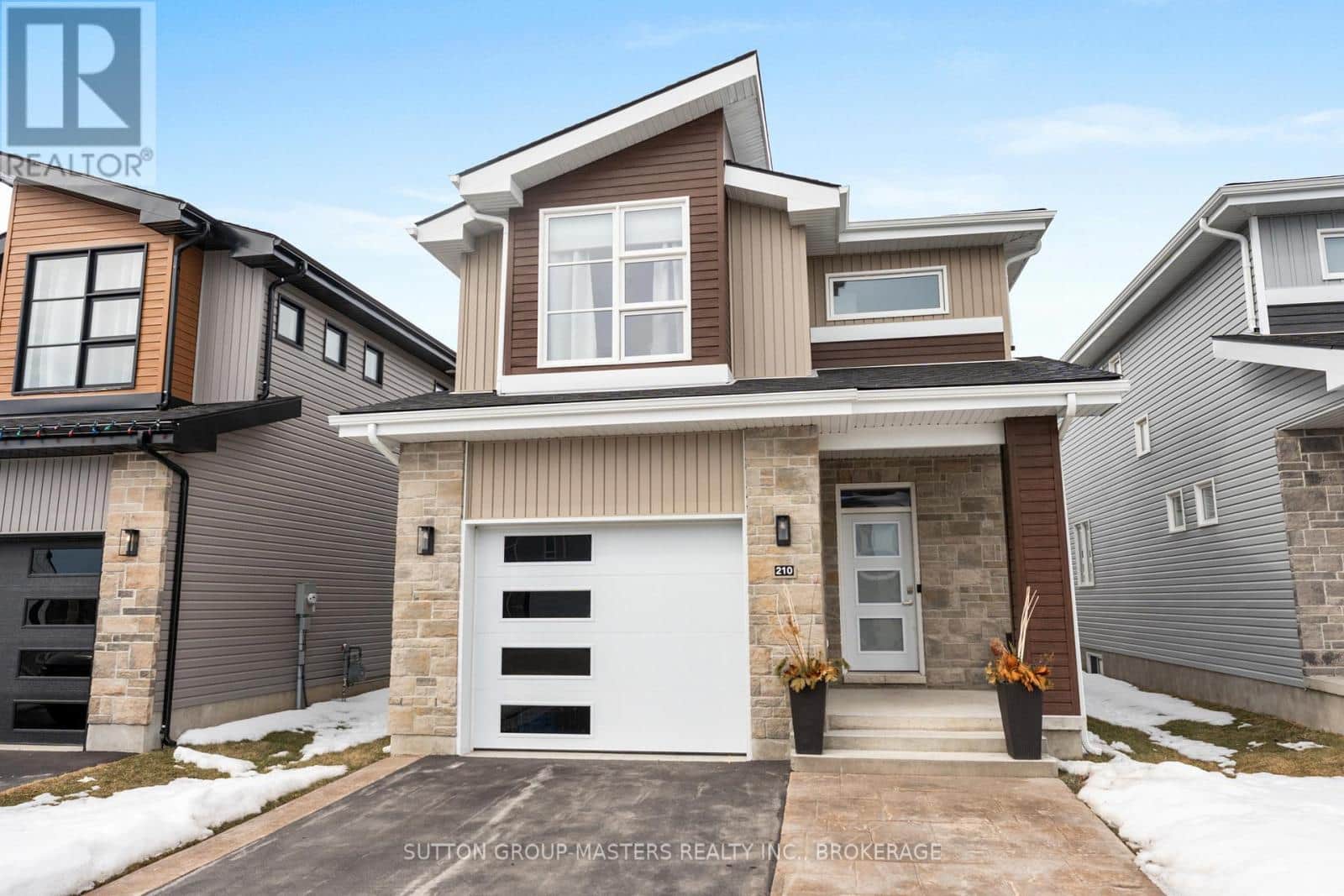 210 SUPERIOR DRIVE - Photo 2 of 48, Loyalist (Amherstview), Ontario