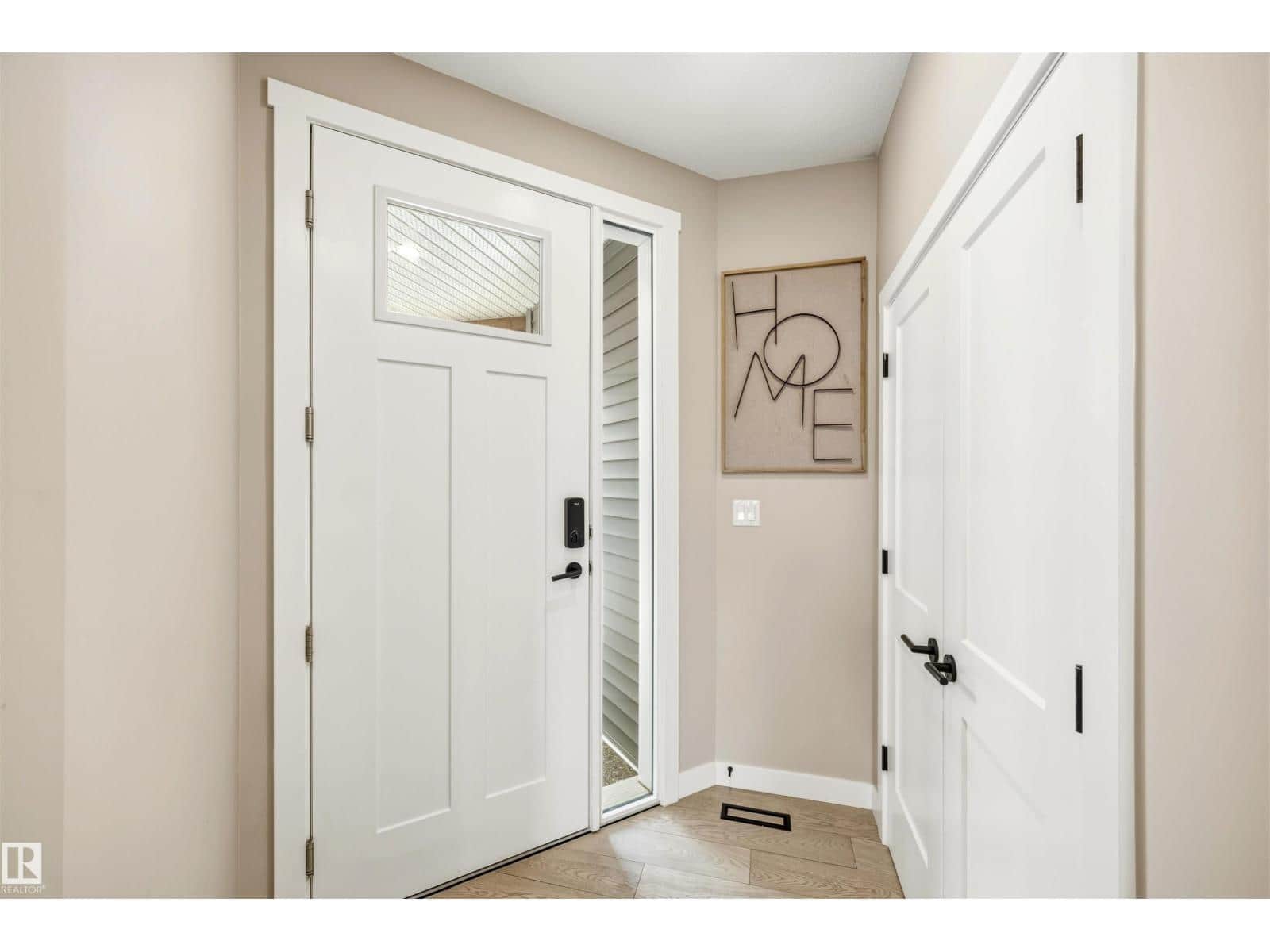 3 ELWYCK GA - Photo 2 of 39, Spruce Grove, Alberta