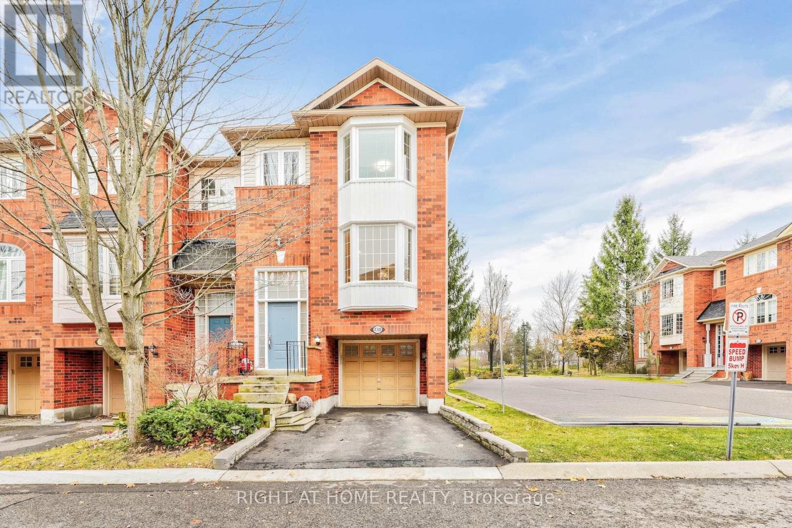 40 - 130 MOSAICS AVENUE - Main photo, Aurora (Aurora Highlands), Ontario