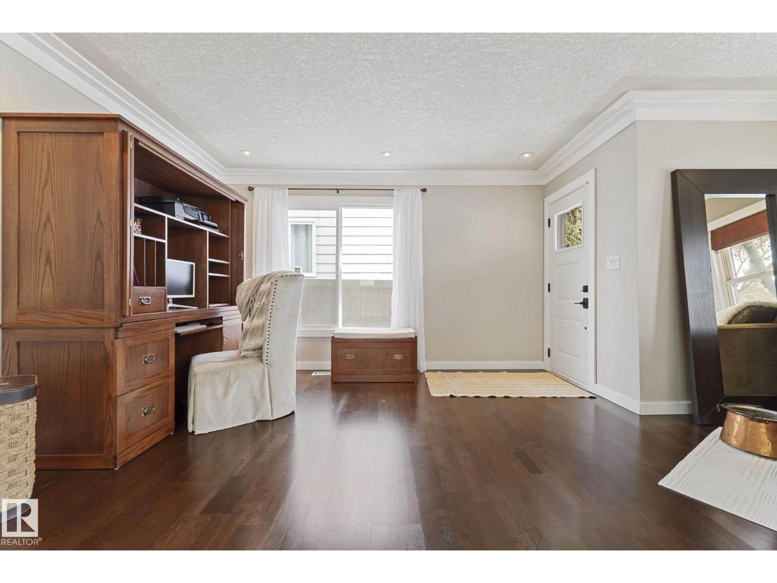 14620 104 AV NW - Photo 5 of 45, Edmonton, Alberta