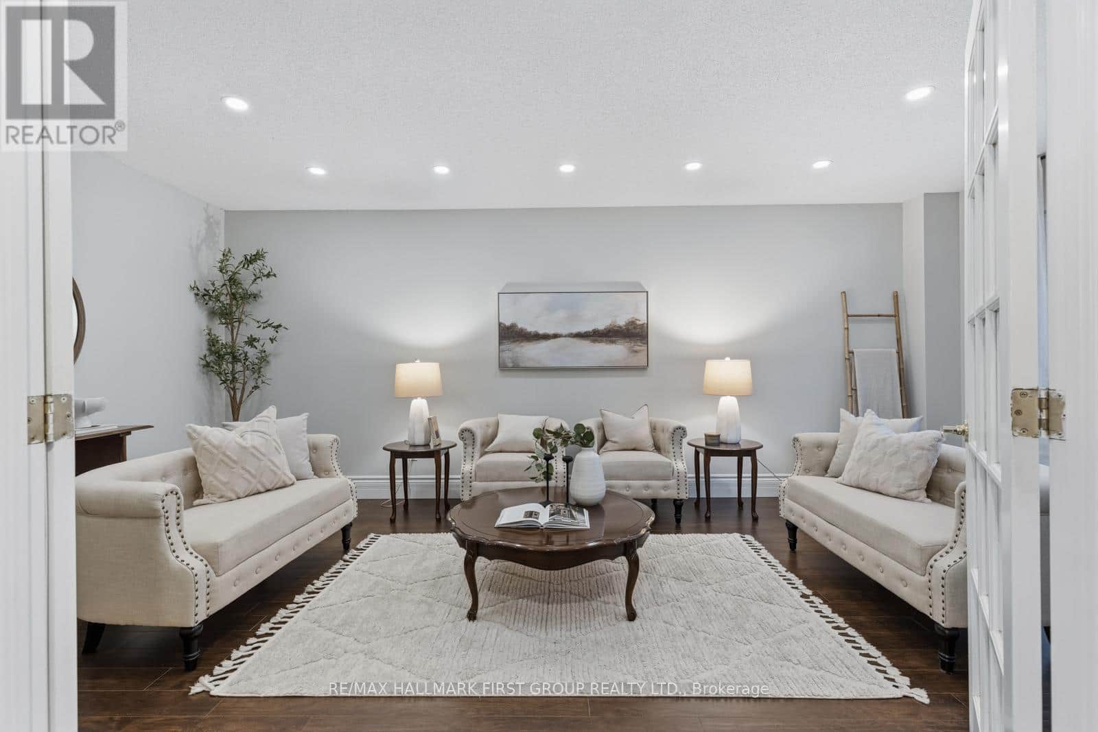 57 YORKSHIRE CRESCENT - Photo 4 of 41, Whitby (Pringle Creek), Ontario