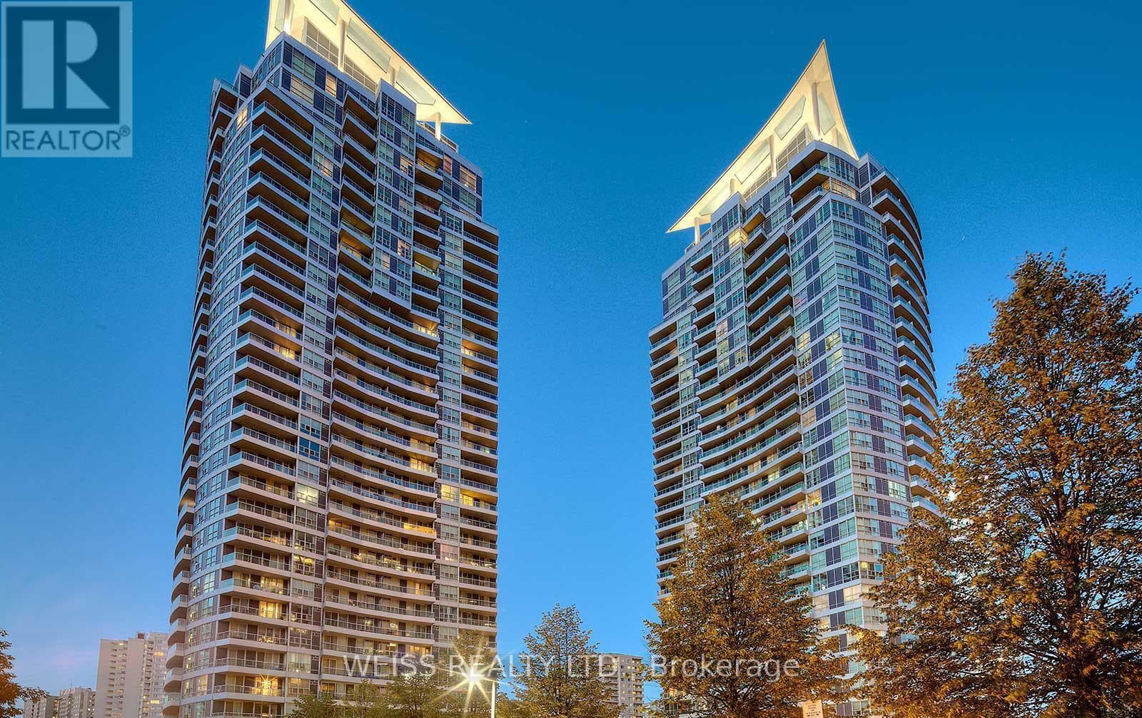 310 - 33 ELM DRIVE - Main photo, Mississauga (City Centre), Ontario