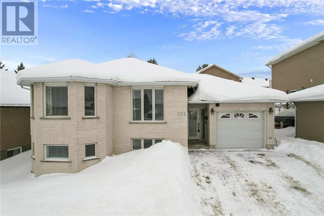 238 Gold Street - Main photo, Sudbury, Ontario