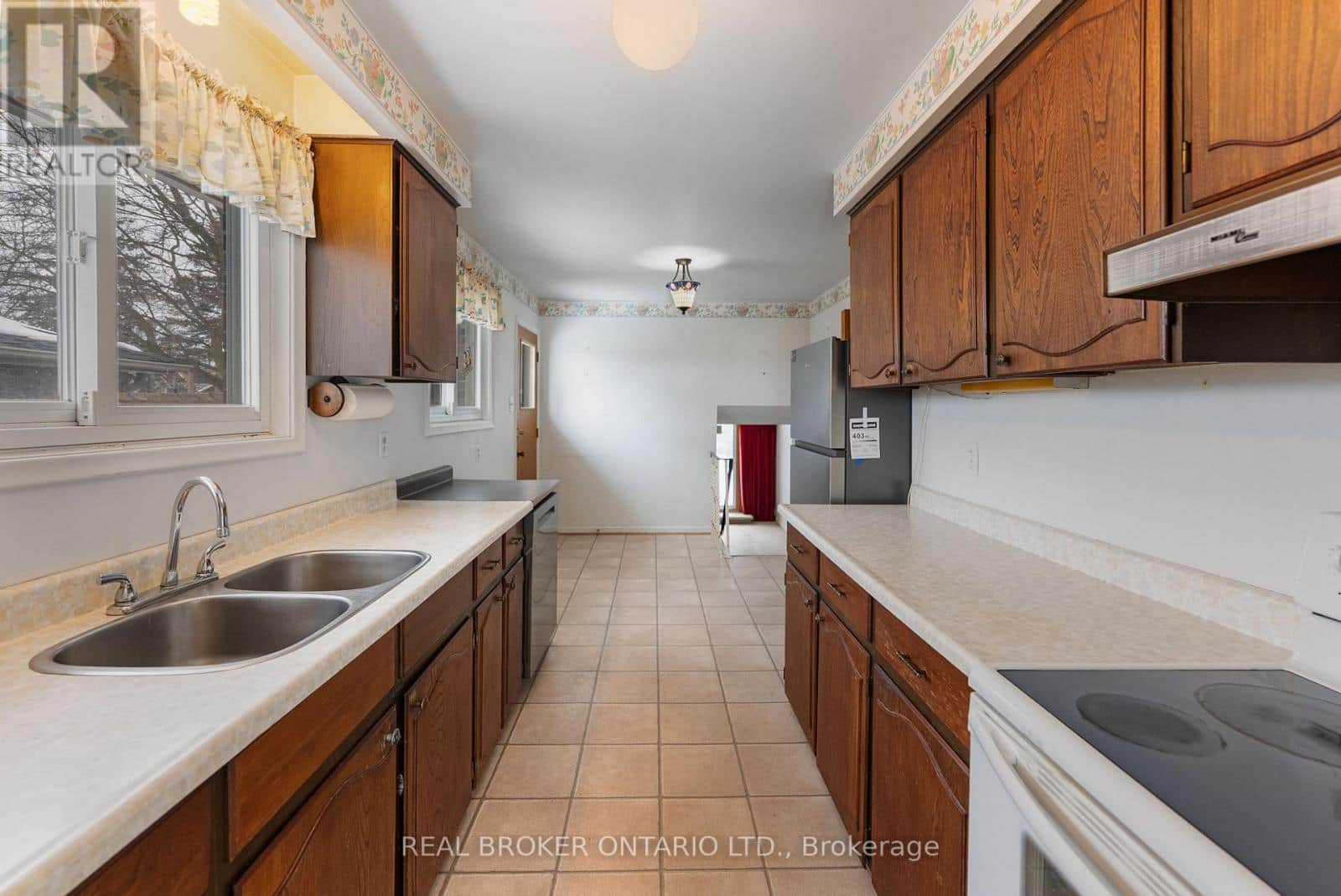 5 JOSEPH STREET - Photo 5 of 32, Uxbridge, Ontario