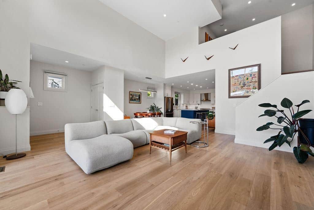 15541 OXENHAM AVENUE - Photo 4 of 39, White Rock, British Columbia