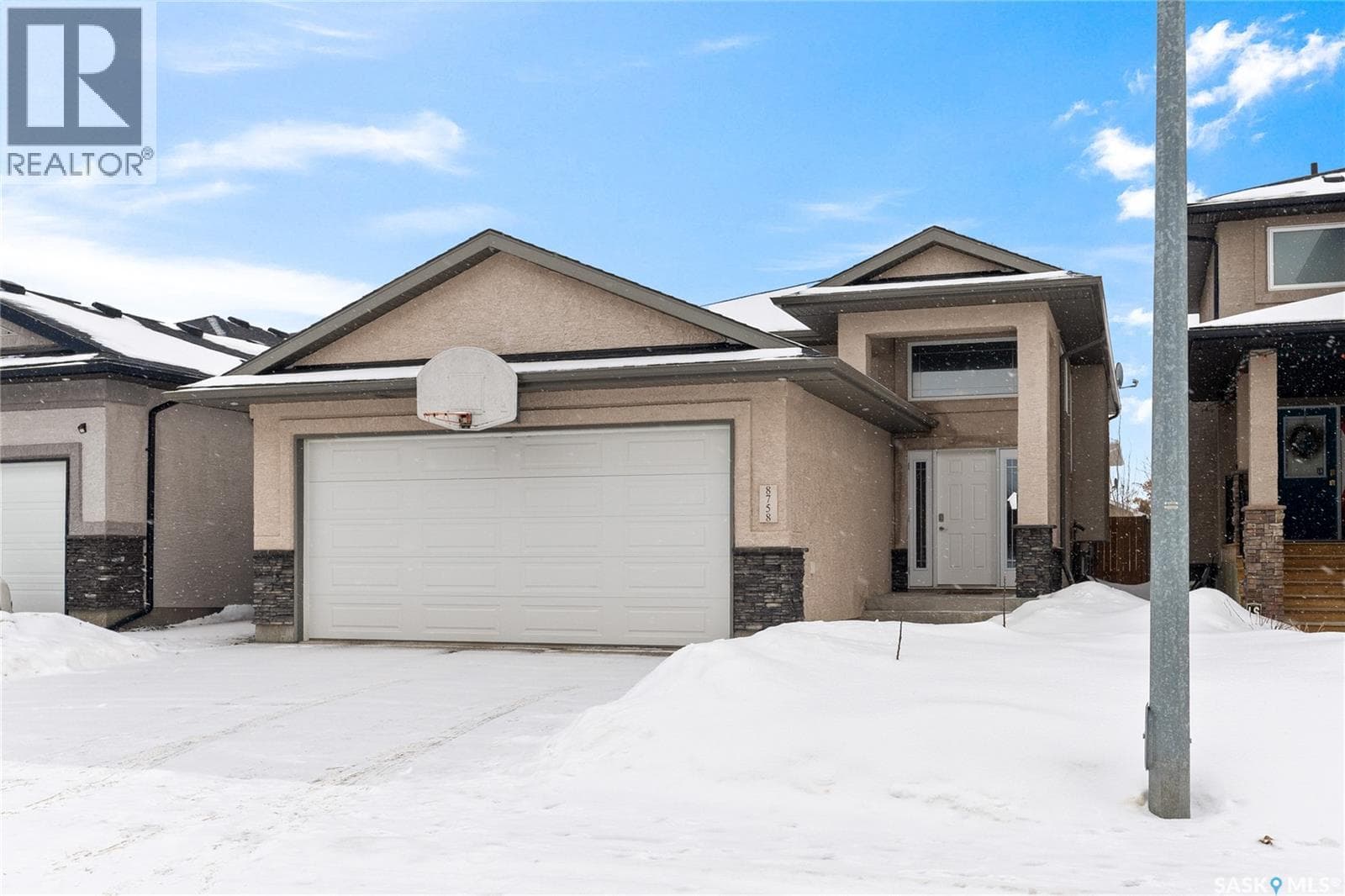 8758 Herman CRESCENT - Main photo, Regina, Saskatchewan