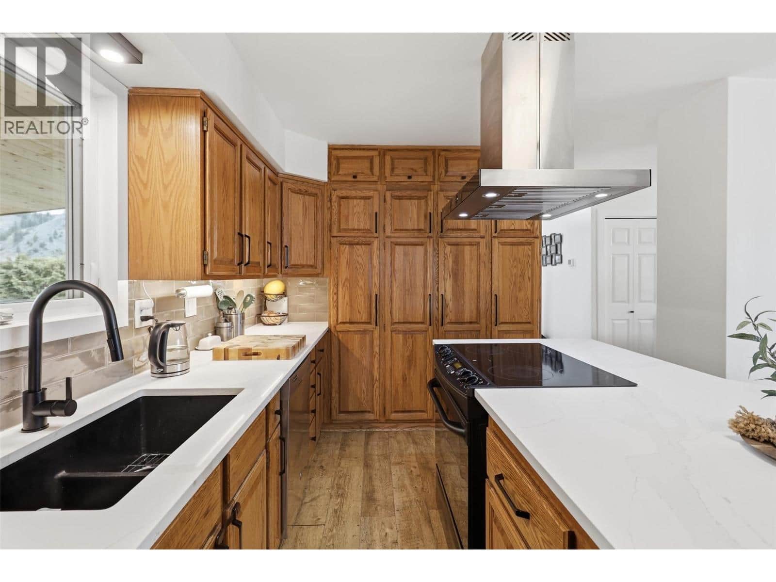 126 PARLOW Road - Photo 5 of 65, Kamloops, British Columbia