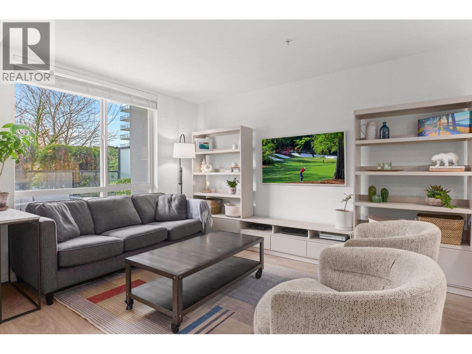 TH5 128 E 8TH STREET - Photo 4 of 39, North Vancouver, British Columbia