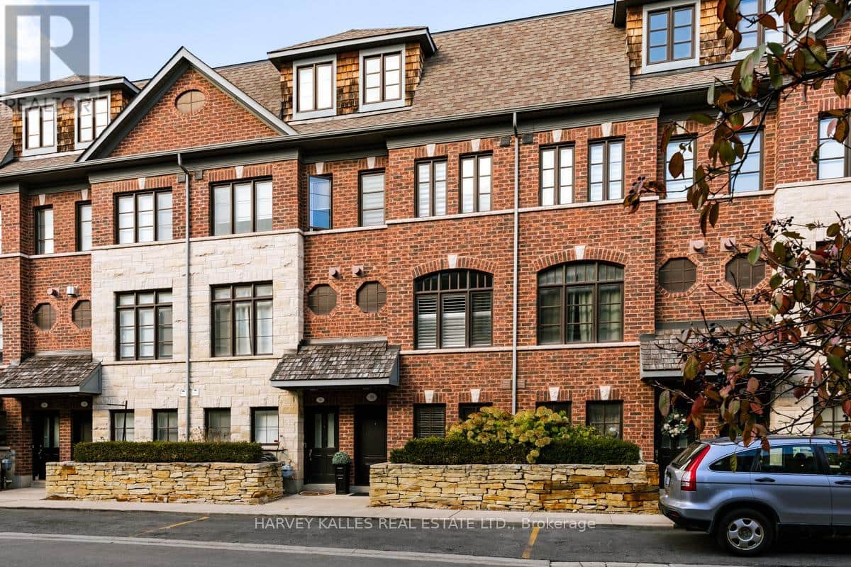 16 POWSELAND CRESCENT - Photo 3 of 45, Vaughan (West Woodbridge), Ontario