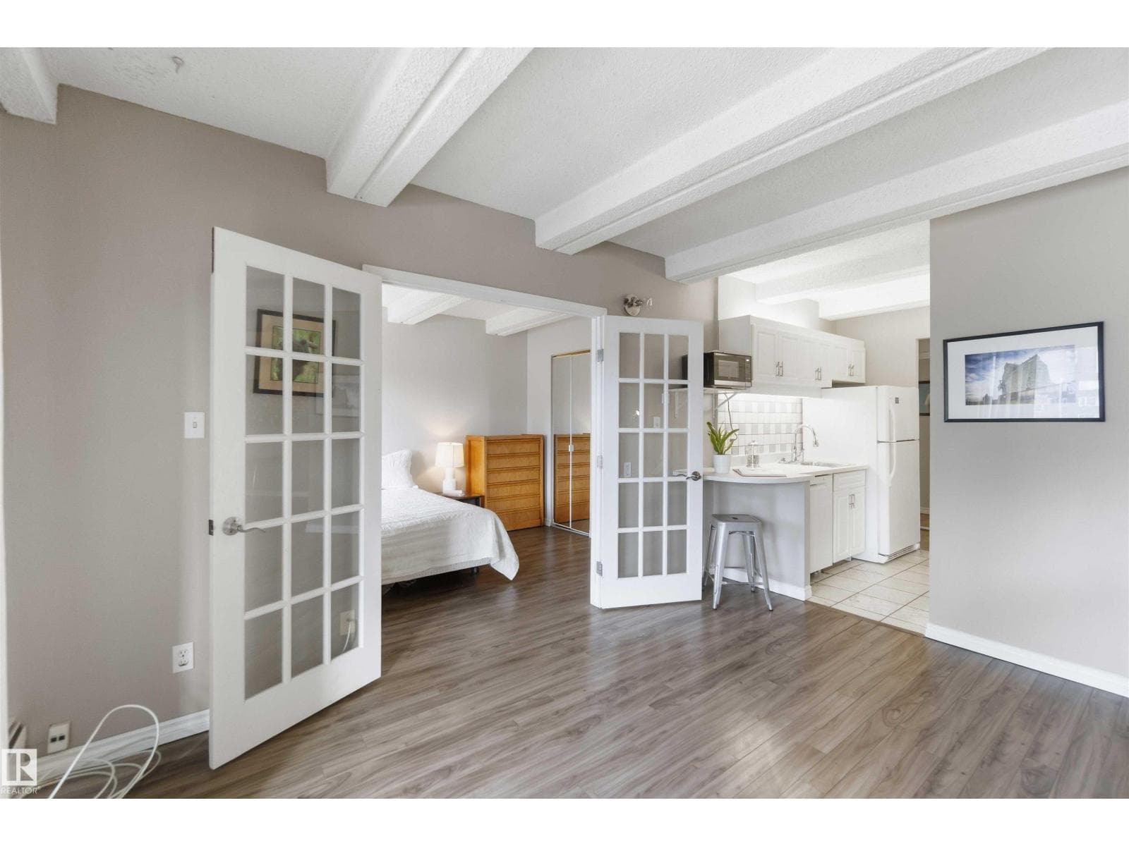 #1509 9918 101 ST NW - Main photo, Edmonton, Alberta