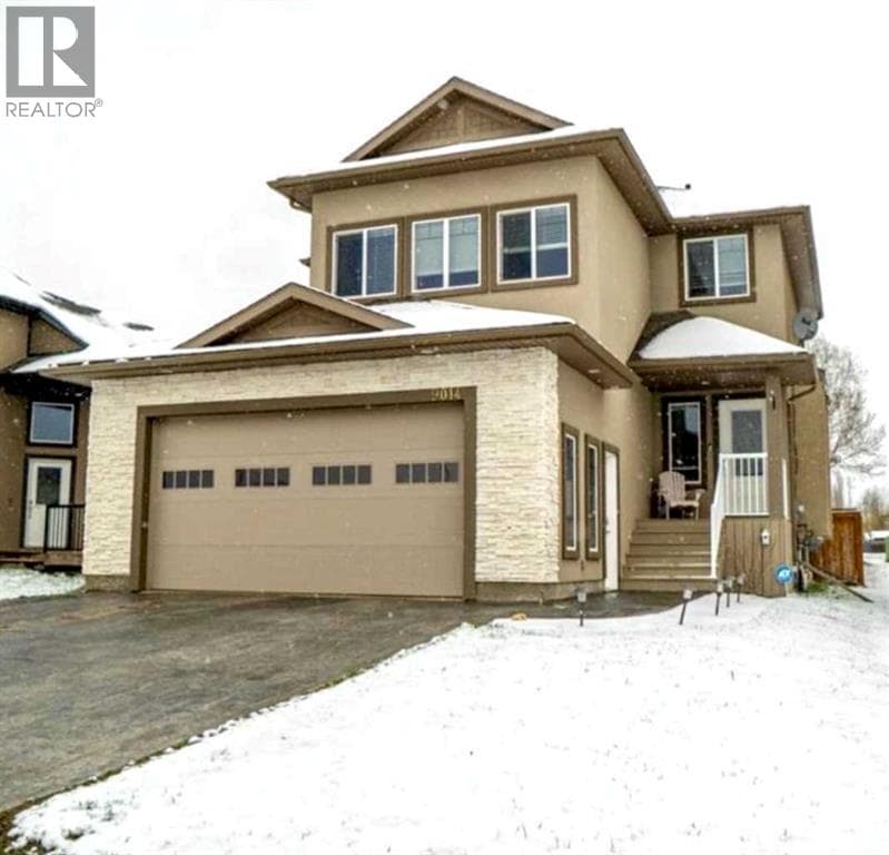 9014 60 Avenue - Main photo, Grande Prairie, Alberta