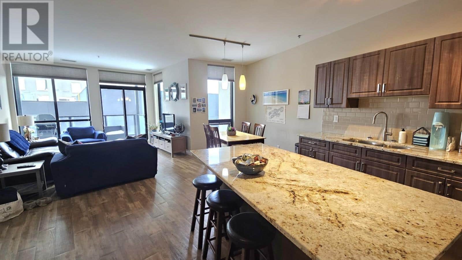 2204 2260 Sleeping Giant PKWY - Photo 3 of 17, Thunder Bay, Ontario