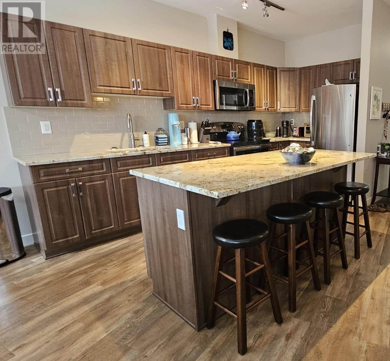 2204 2260 Sleeping Giant PKWY - Photo 4 of 17, Thunder Bay, Ontario