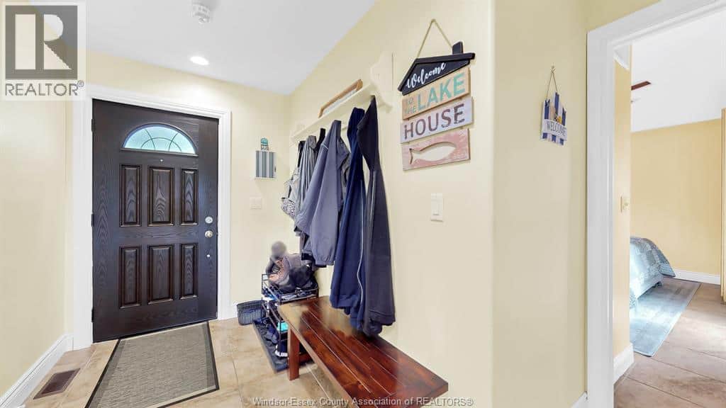 196 RIVERSIDE ROAD - Photo 3 of 50, Lakeshore, Ontario