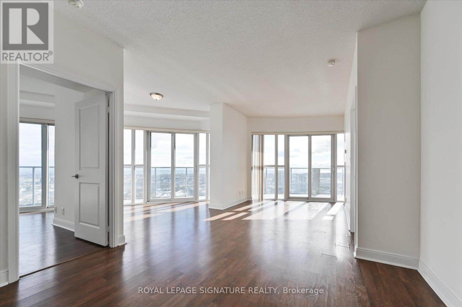 4502 - 60 ABSOLUTE AVENUE - Photo 4 of 25, Mississauga (Hurontario), Ontario