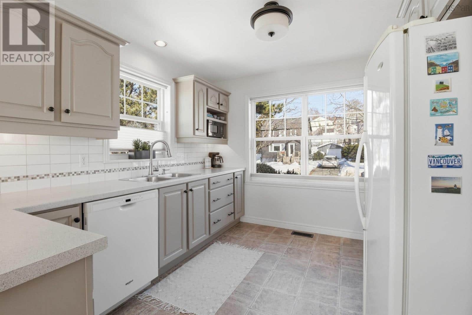 3790 Memorial Drive - Photo 5 of 50, Halifax Peninsula, Nova Scotia