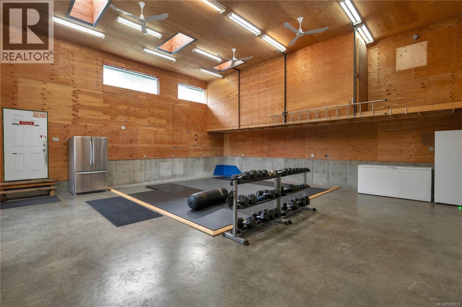 1527 Hyacinthe Bay Rd - Photo 3 of 63, Quadra Island, British Columbia