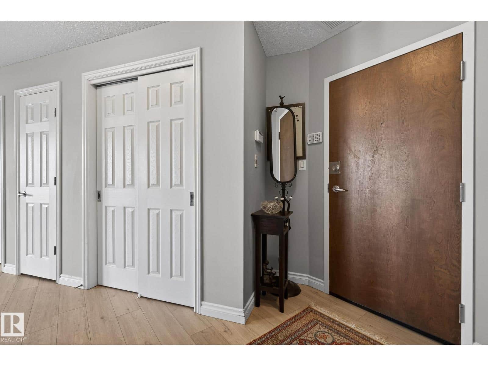 #1703 9020 JASPER AV NW - Photo 4 of 50, Edmonton, Alberta