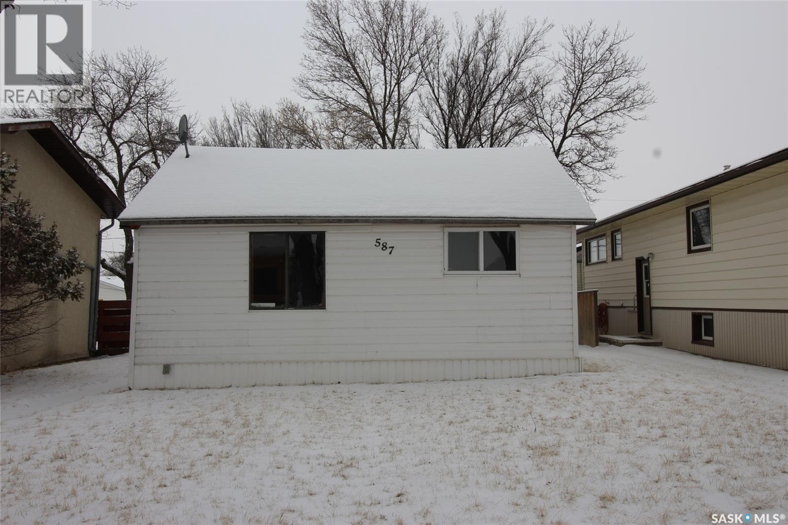 587 3rd STREET W - Main photo, Shaunavon, Saskatchewan