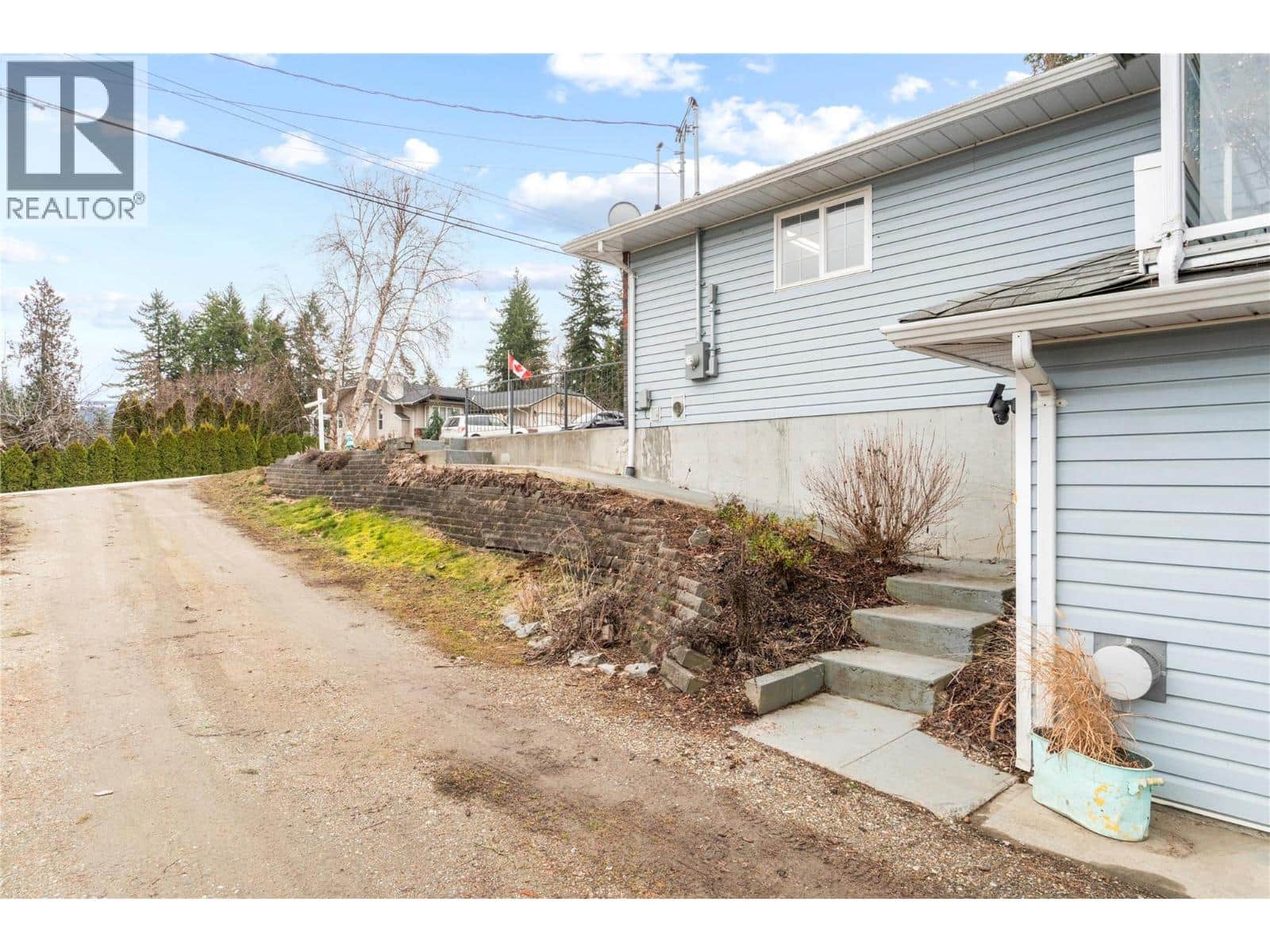 2373 Forest Drive - Photo 4 of 66, Blind Bay, British Columbia