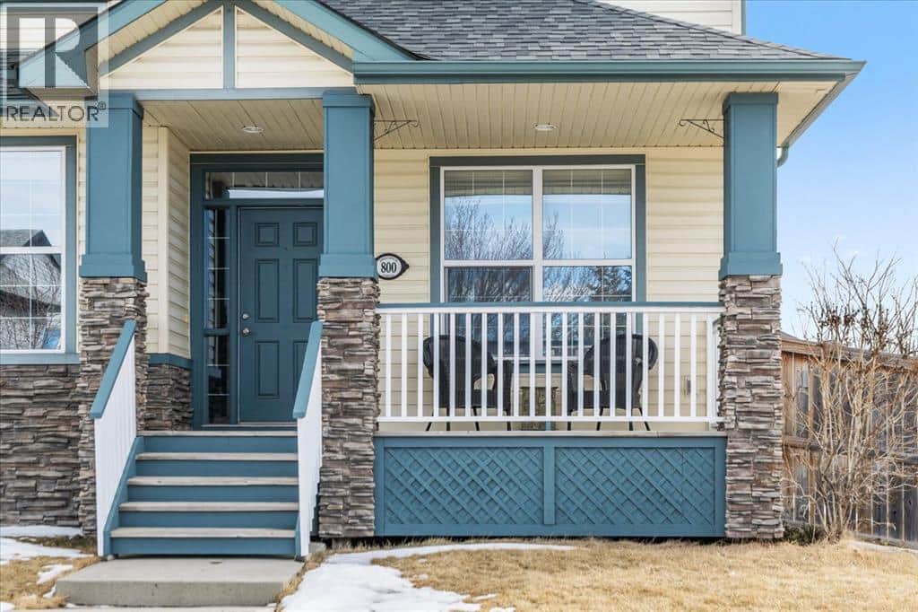800 Prestwick Circle SE - Photo 2 of 49, Calgary, Alberta