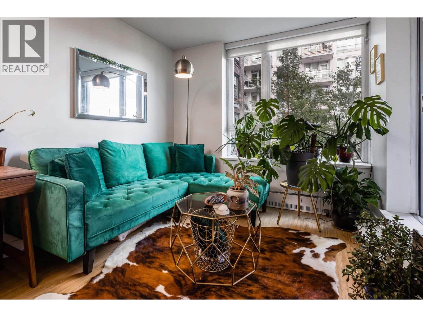 601 188 KEEFER STREET - Photo 4 of 20, Vancouver, British Columbia