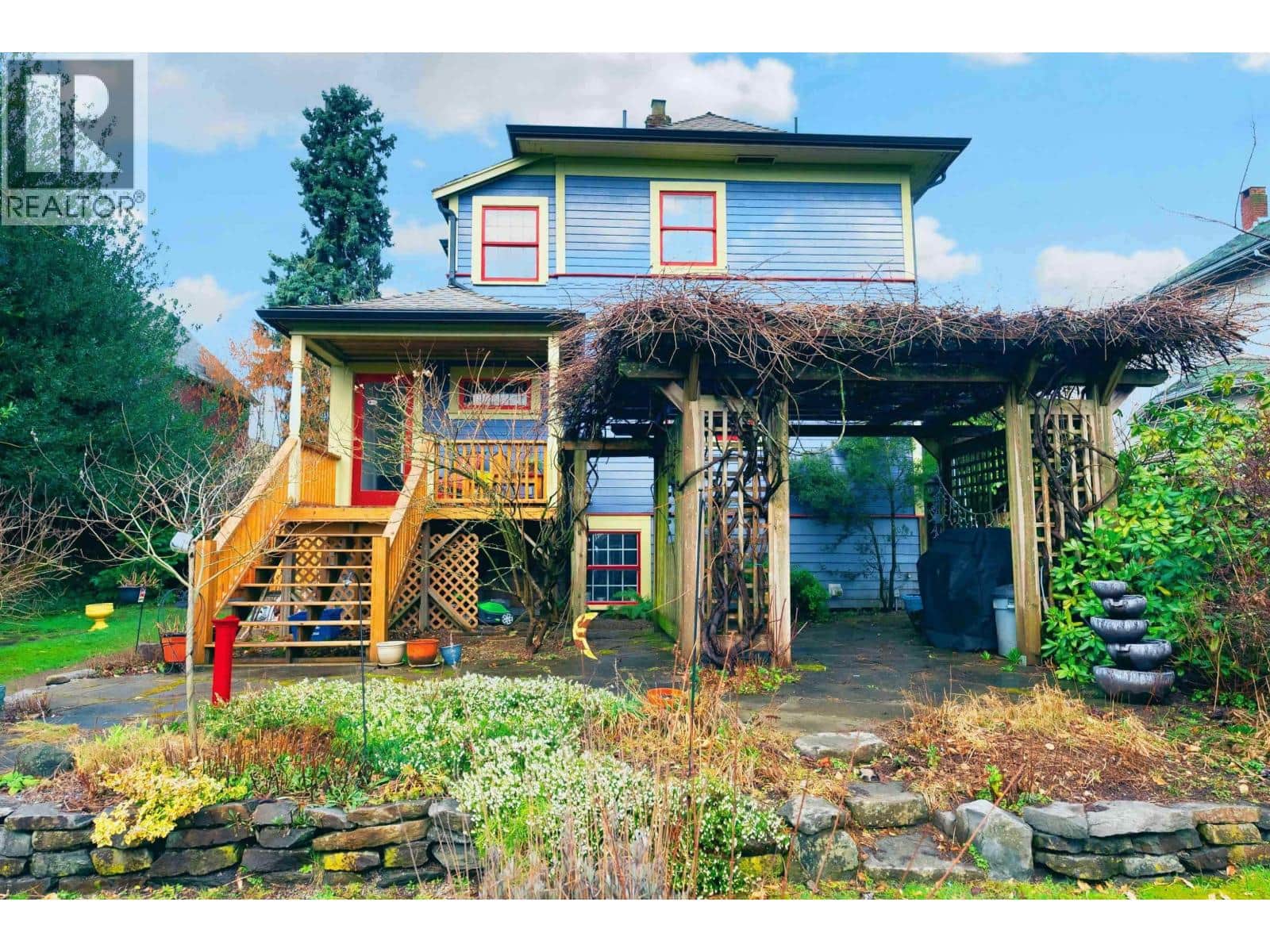 510 THIRD AVENUE - Photo 5 of 5, New Westminster, British Columbia