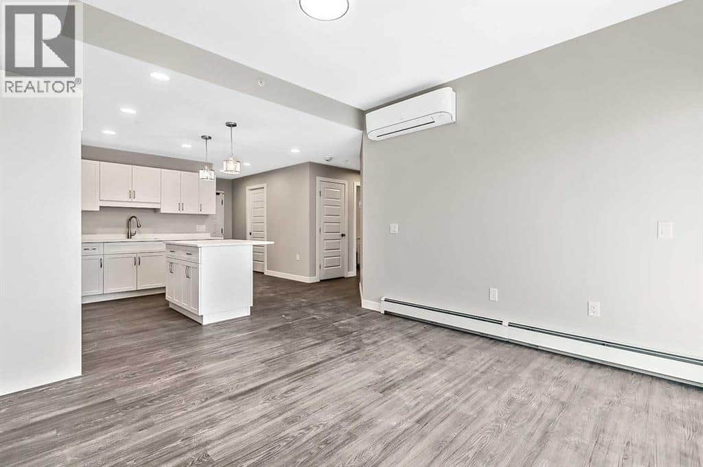 302, 97 Station Drive - Photo 5 of 23, Sylvan Lake, Alberta