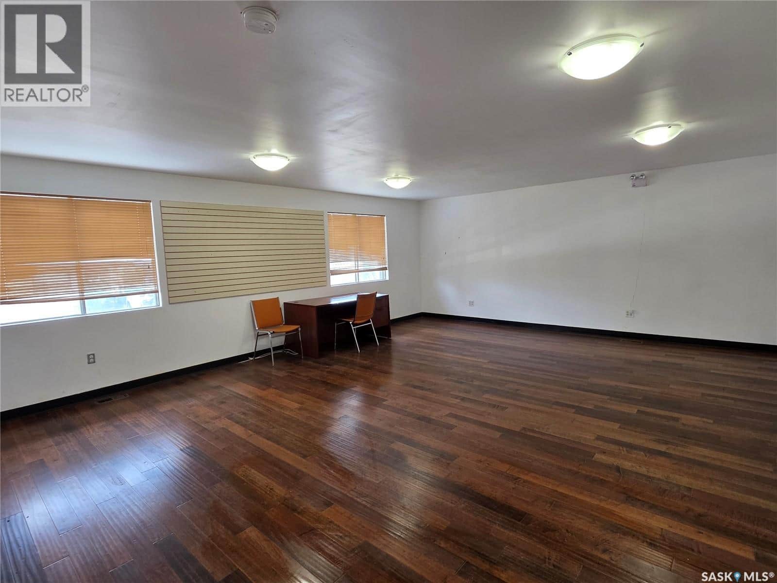 60 1932 St George AVENUE - Photo 4 of 7, Saskatoon, Saskatchewan