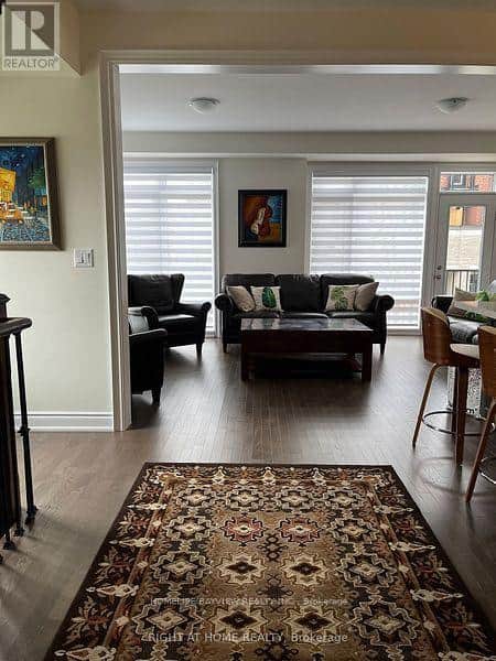 7 GRIFFITH STREET W - Photo 5 of 30, Aurora, Ontario