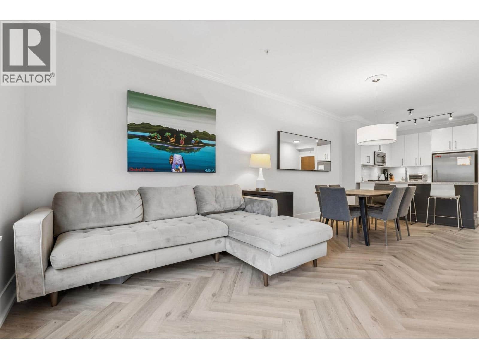 107 159 W 22ND STREET - Photo 5 of 36, North Vancouver, British Columbia